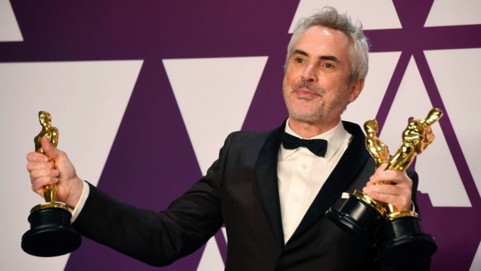 Alfonso Cuarón is taking his Oscars to Apple TV+ – The A.V. Club
