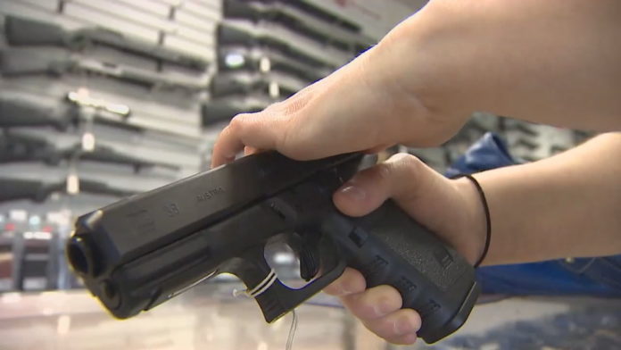 Gun purchases leap 31% in Washington in past decade, eye finds – KOMO Data