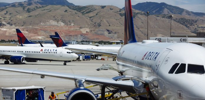Delta Plans to Practice United With Debt Backed by Loyalty Program – Yahoo Finance