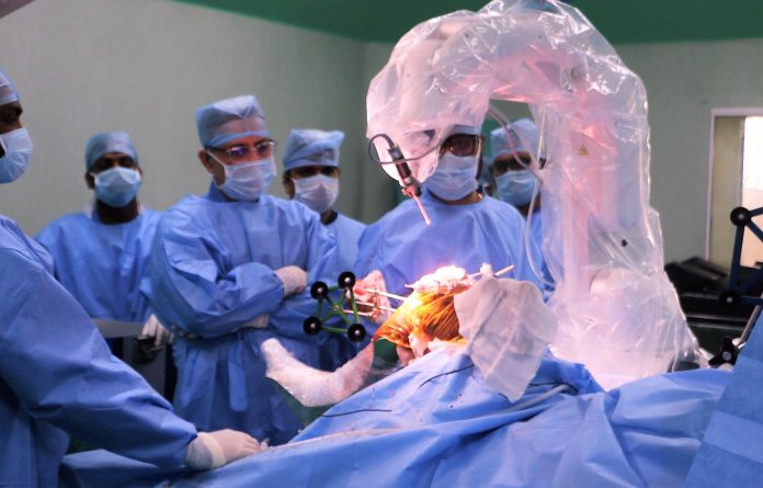 robotic knee surgery in mumbai