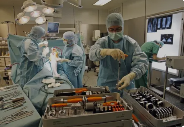 Advanced Knee Replacement Surgery – Restore Mobility and Improve Quality of Life